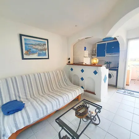 2 Pièces Avec Terrasse En Bord De - Parking - Fr-1-338-96